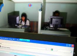 Asyik Berduaan di Warnet, 4 Pasangan Diciduk Polisi - Espos.id ...