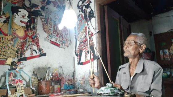 wayang kertas sukoharjo