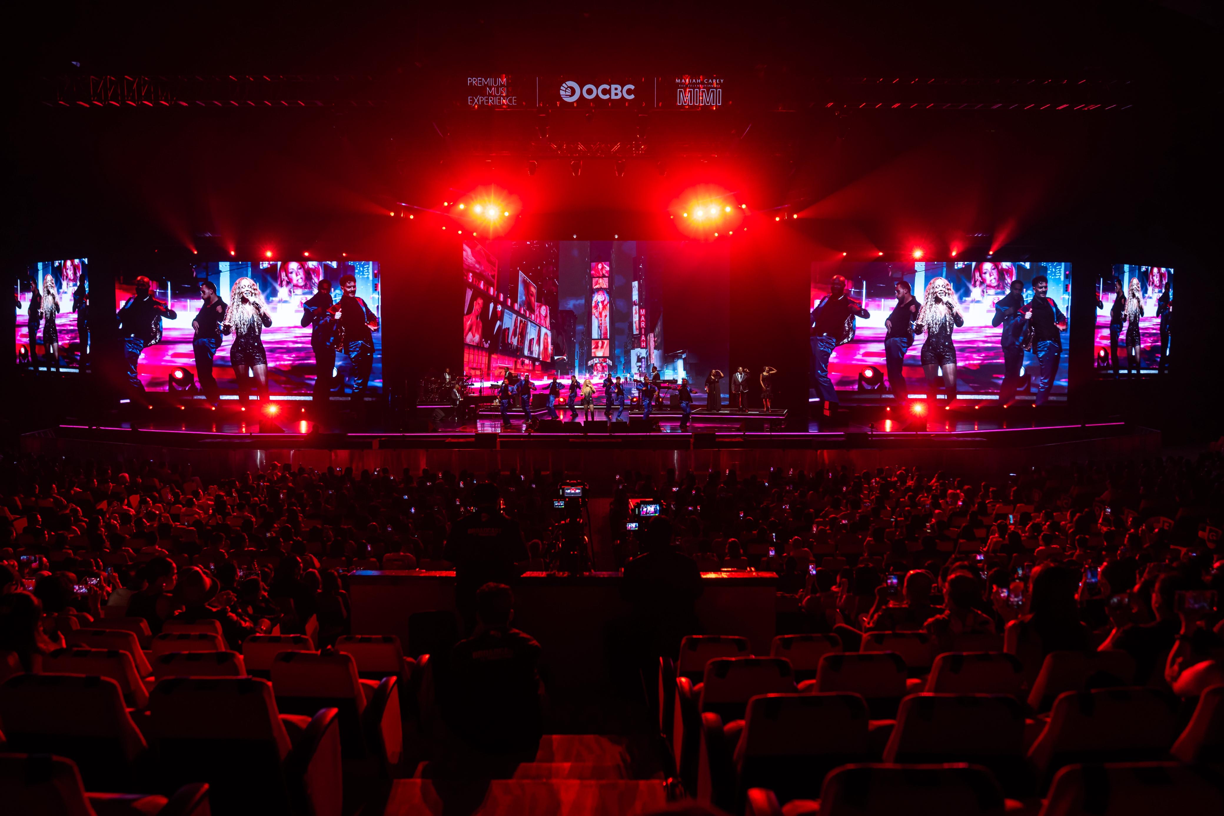 Premium Music Experience (PME) 2025, sebuah private concert khusus nasabah OCBC telah sukses digelar pada Jumat (3/10/2025) di Sentul International Convention Center (SICC). Mariah Carey, diva pop dunia peraih lima Grammy Awards, tampil spektakuler sebagai bintang utama. (Istimewa)