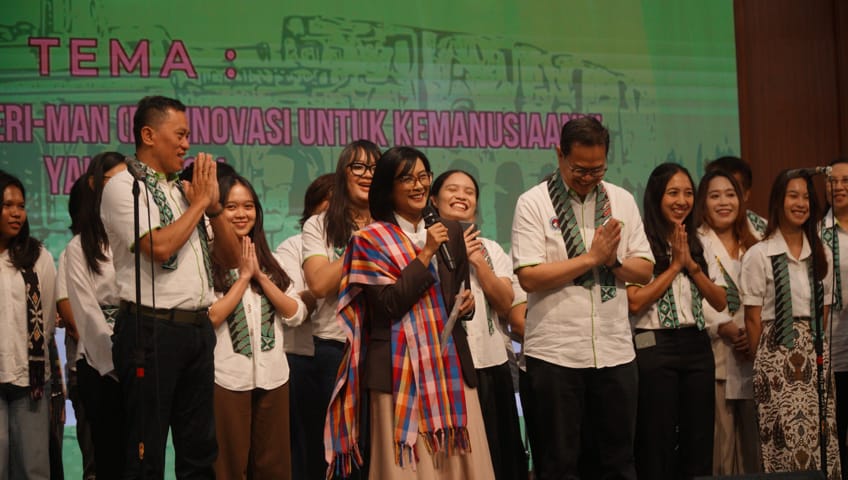Sambutan Rektor UKSW Profesor Intiyas Utami dalam Ibadah Senin yang sekaligus menjadi rangkaian Dies Natalis ke-34 Fakultas Sains dan Matematika (FSM), Senin (8/6/2026). (Istimewa)