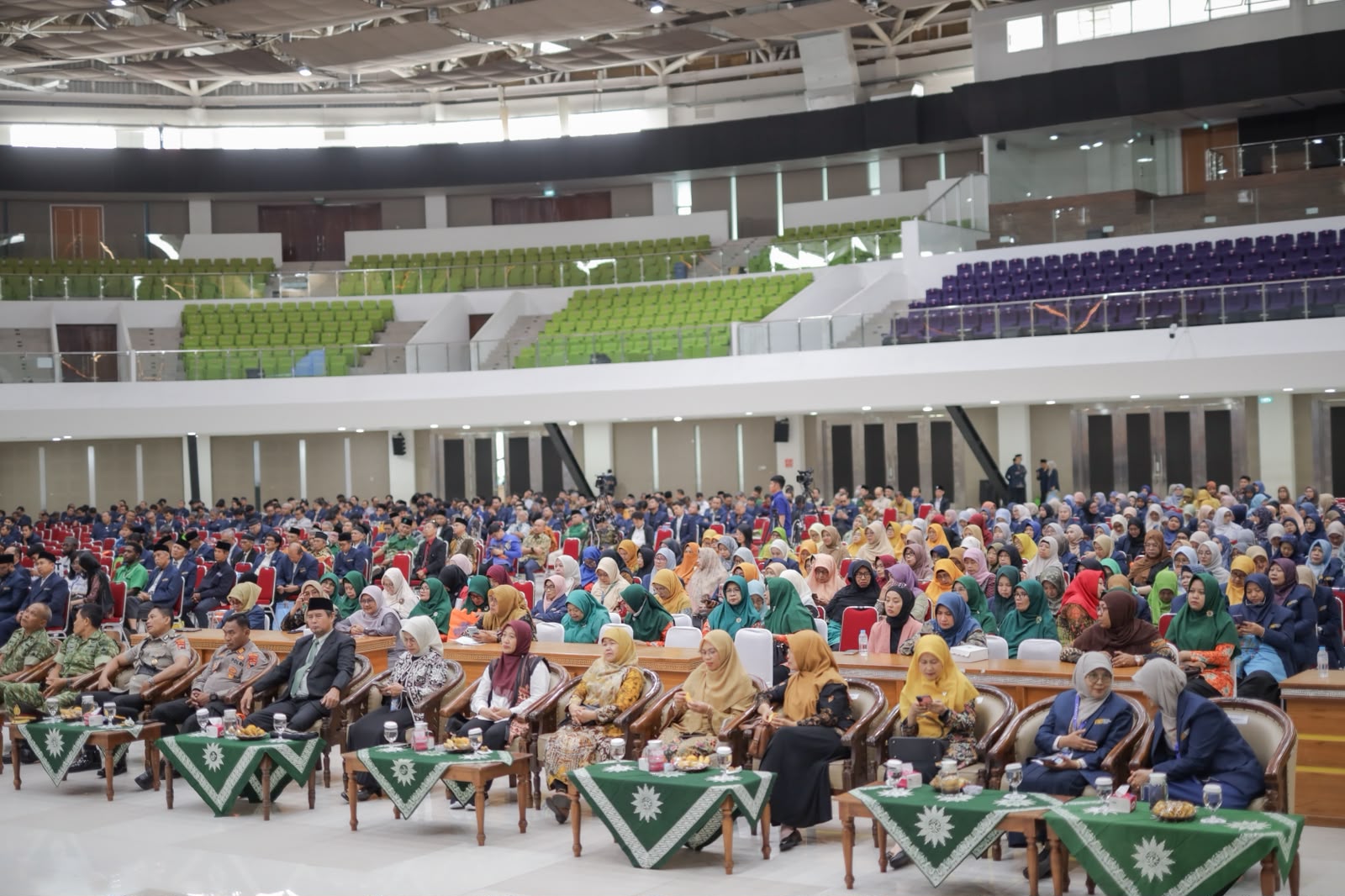 Tamu undangan menghadiri Sidang Senat Terbuka dalam Rangka Upacara Hari Jadi ke-68 UMS, Sabtu (24/10/2026) di Gedung KH Ahmad Dahlan Edutorium UMS. (Istimewa)